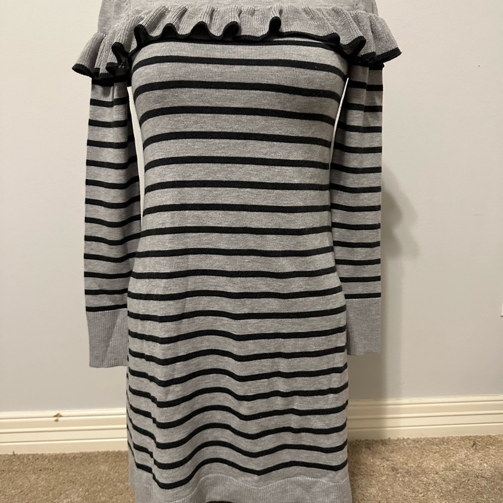 VINCE CAMUTO Women's Round Ruffle Neck Striped Knitted Sweater Dress Size S - Picture 3 of 7